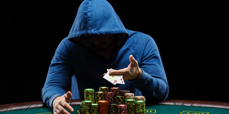 Vòng 3-4 trong luật chơi Poker